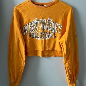 H&M DIVIDED West Valley Volleyball Long Sleeve Crop Top